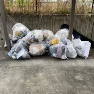 神戸市で大量の本、衣類など不用品回収