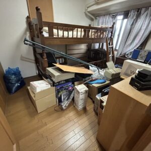 神戸市で不用品回収（ベッド・テレビ・小型家電・タンス・生活雑貨など）致しました