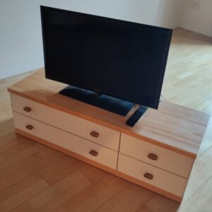 神戸市で不用品回収（テレビ・棚）致しました